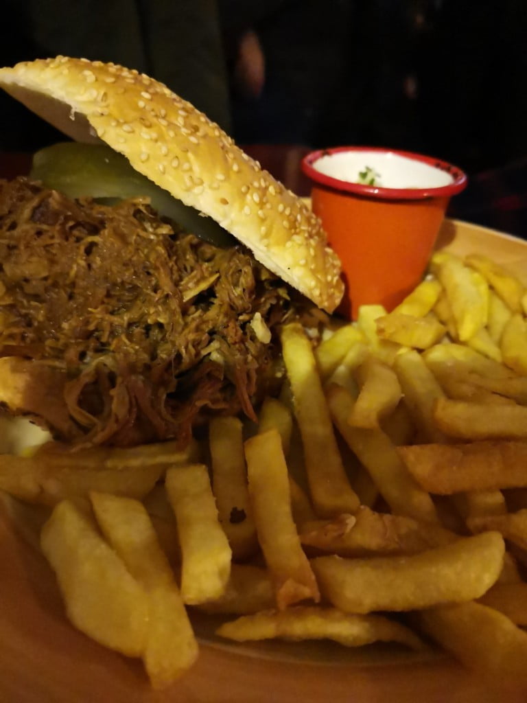 BBQ-Pulled-Pork-1516-Brewing-Company-Vienna