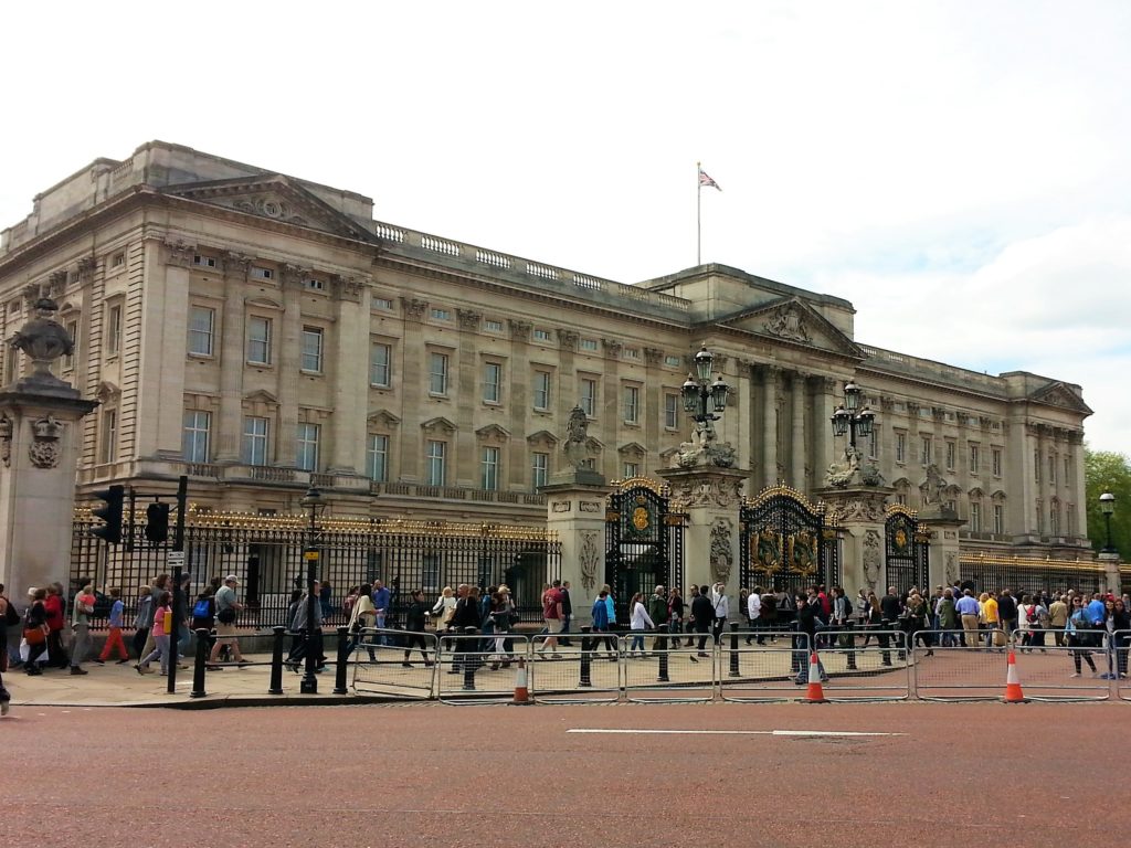 buckingham palace london